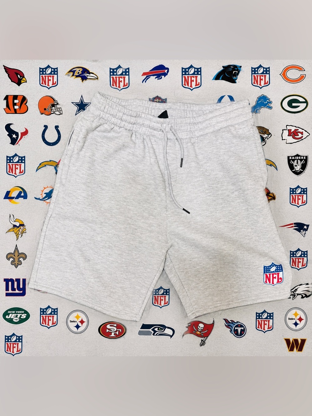 Men's Light Gray Pull-On Athletic NFL Brand Shorts